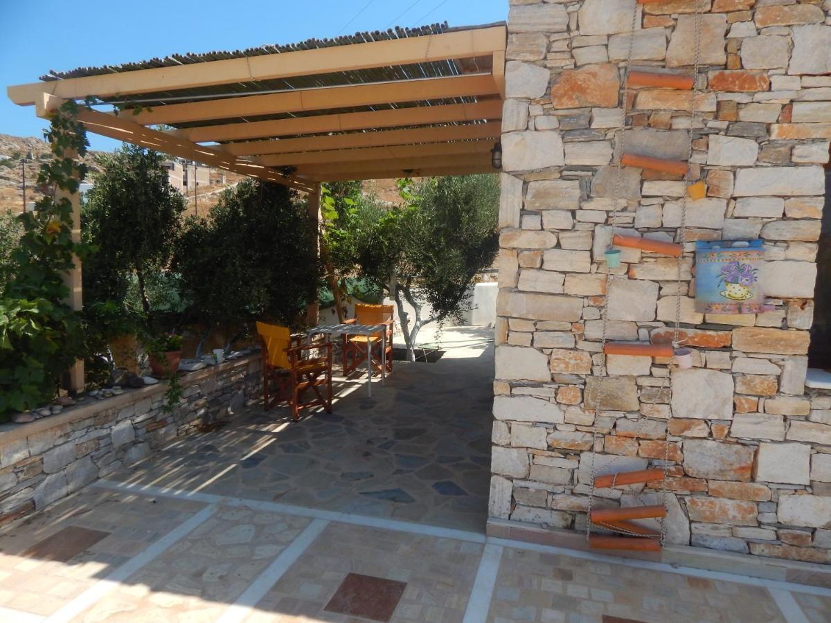 Armonia Studios, Apartments & Villa Mikri Vigla Exterior foto